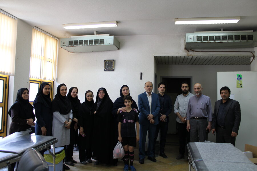 اهدای خون در هفته بهزیستی توسط کارکنان بهزیستی گیلان
