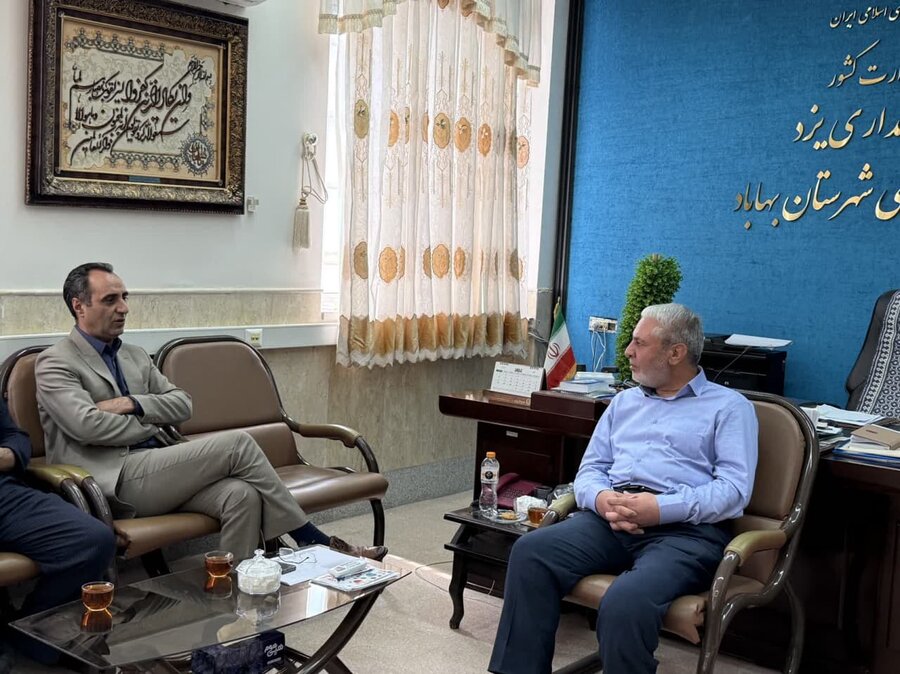 به مناسبت هفته بهزیستی؛ دیدار مدیرکل بهزیستی استان یزد با فرماندار شهرستان بهاباد