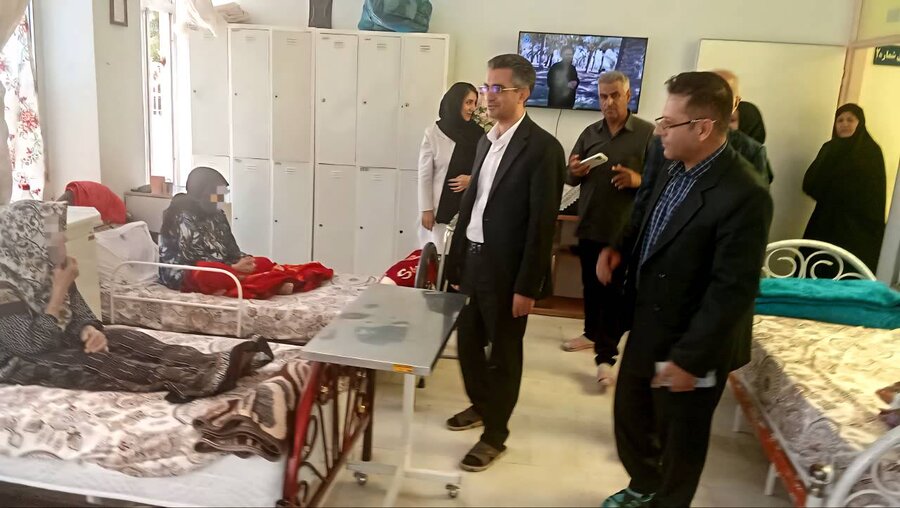 بازدید سرپرست بهزیستی ارومیه، به همراه معاون سیاسی و امنیتی فرمانداری ارومیه از مرکز سالمندان الزهرا ارومیه(به مناسبت گرامیداشت هفته بهزیستی) بازدید سرپرست بهزیستی ارومیه، به همراه معاون سیاسی و امنیتی فرمانداری ارومیه از مرکز سالمندان الزهرا ارومیه(به مناسبت گرامیداشت هفته بهزیستی)