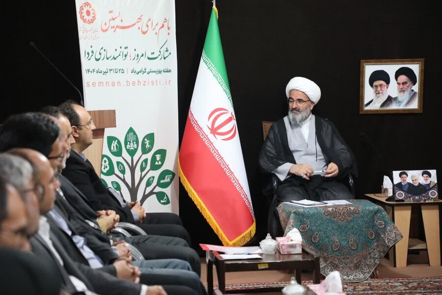 دیدار کارکنان بهزیستی استان سمنان با نماینده ولی‌فقیه در استان