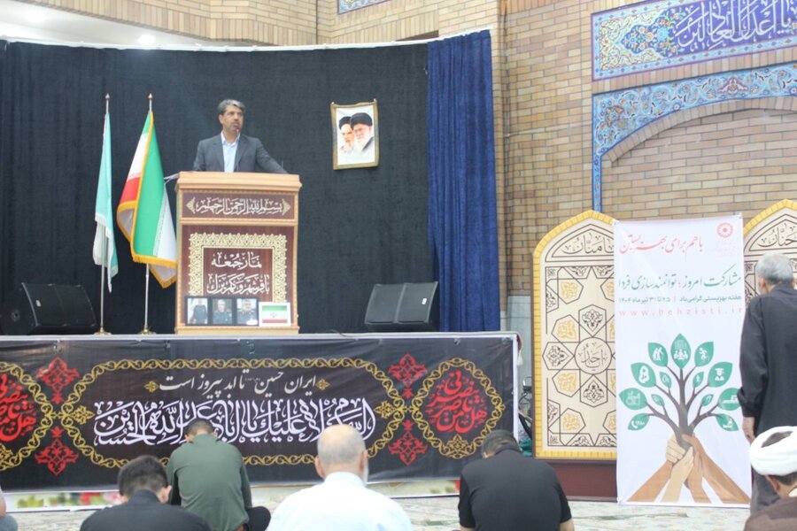 شهرری |سخنرانی قبل از خطبه  نماز جمعه و برپایی نمایشگاه در بخش کهریزک