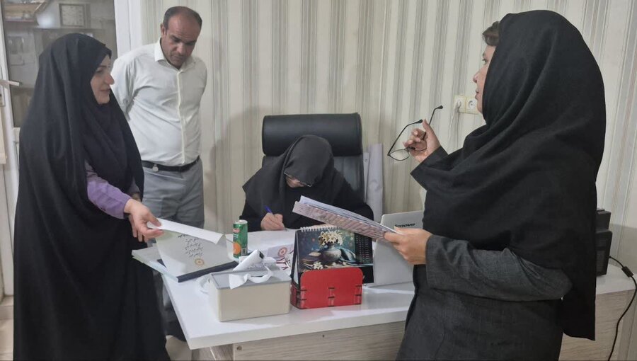 شهرستان بوشهر| بهشتی‌پور مدیر بهزیستی شهرستان بوشهردر بازدید از مراکز مشاوره ، رتبه‌بندی مراکز مشاوره بوشهر، گامی برای ارتقای کیفیت و اعتماد عمومی