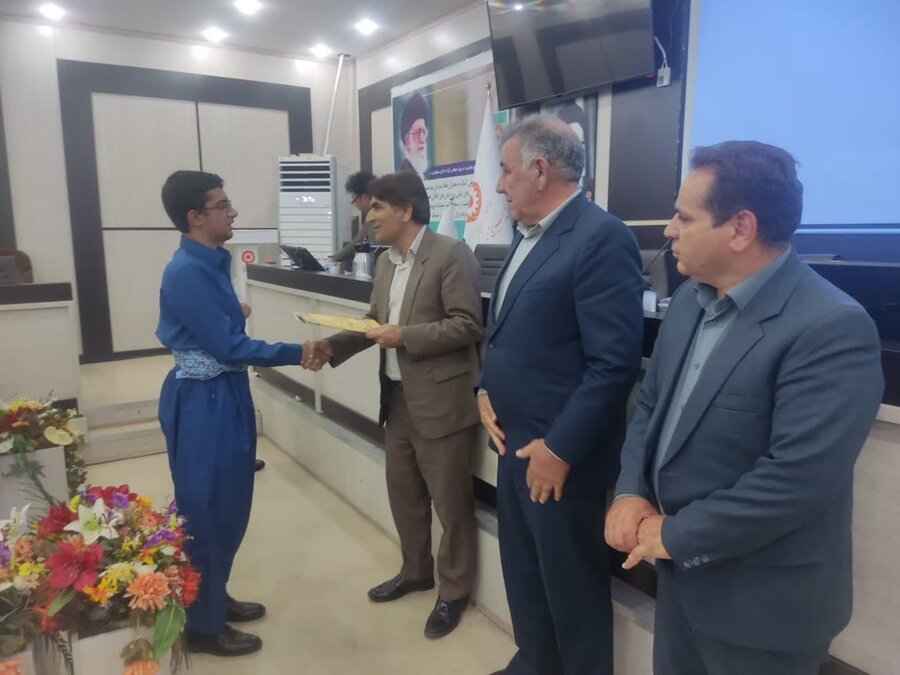 برگزاری جلسه هم‌اندیشی با دانشجویان 