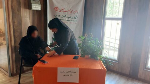 سنجش فشارخون مددجویان اداره بهزیستی شهرستان طالقان