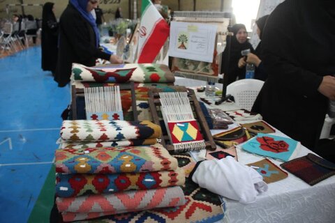 برگزاری باشکوه جشنواره استانی بازی‌های بومی‌محلی و نمایشگاه توانمندی‌های توانخواهان در چهارباغ