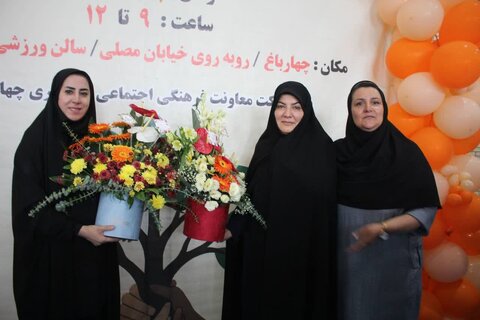 برگزاری باشکوه جشنواره استانی بازی‌های بومی‌محلی و نمایشگاه توانمندی‌های توانخواهان در چهارباغ
