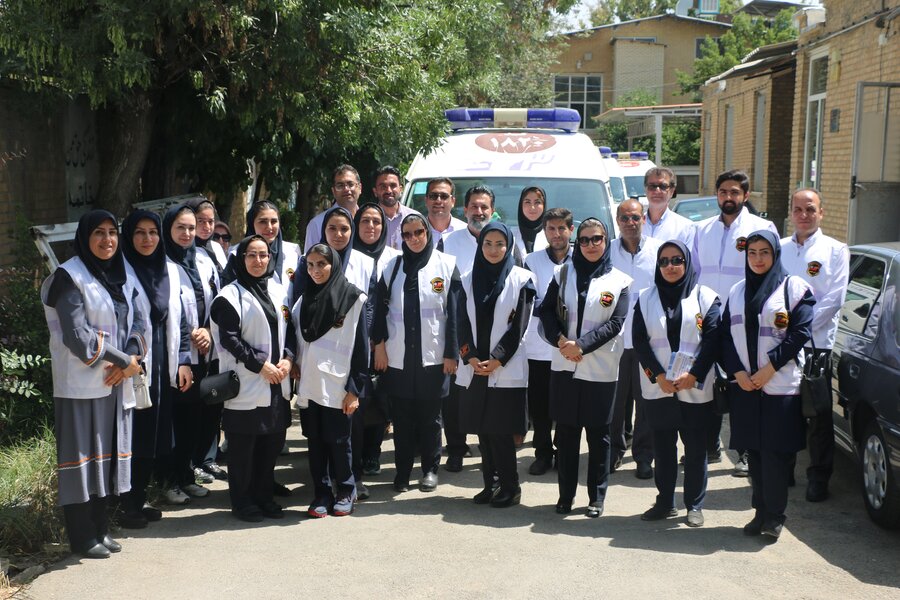 بازدید مدیرکل بهزیستی استان همدان از تیم‌های تخصصی اورژانس اجتماعی ۱۲۳ شهرستان همدان