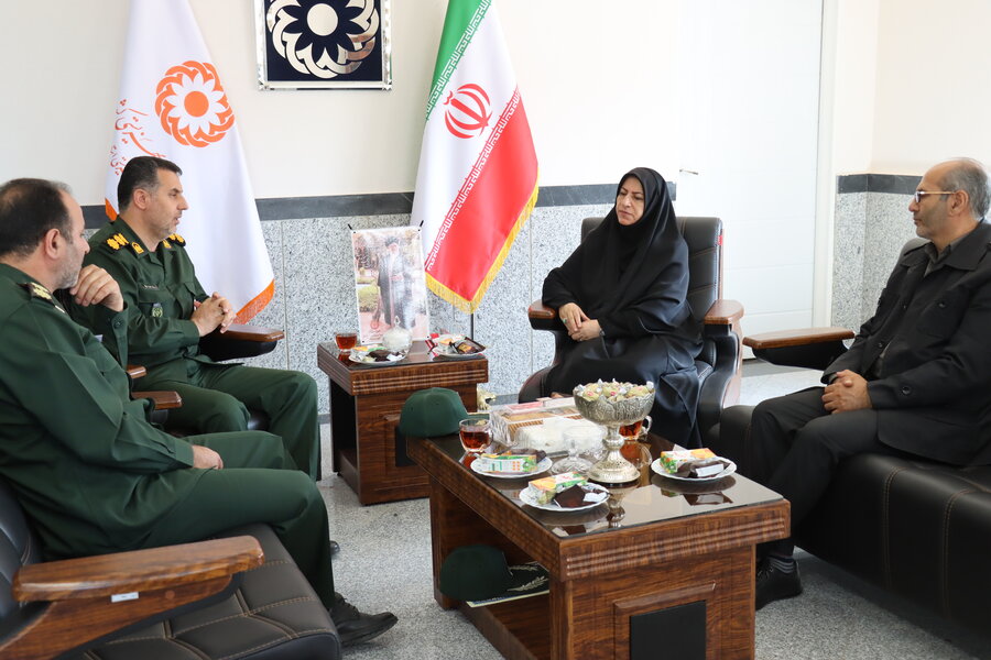 دیدار معاونان سپاه حضرت عباس (ع) اردبیل با مدیرکل بهزیستی استان به مناسبت هفته بهزیستی