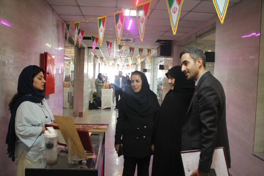 امضاء تفاهمنامه چهارجانبه برای توانمندسازی مددجویان بهزیستی در حوزه مشاغل خانگی امضاء تفاهمنامه چهارجانبه برای توانمندسازی مددجویان بهزیستی در حوزه مشاغل خانگی