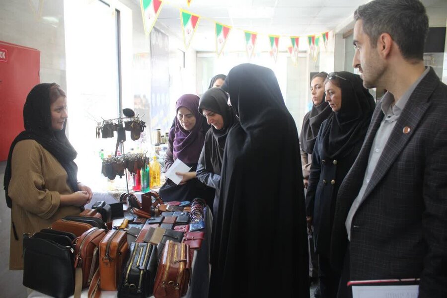امضاء تفاهمنامه چهارجانبه برای توانمندسازی مددجویان بهزیستی در حوزه مشاغل خانگی امضاء تفاهمنامه چهارجانبه برای توانمندسازی مددجویان بهزیستی در حوزه مشاغل خانگی
