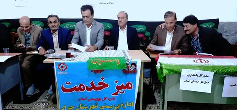 "میز خدمت؛ پل ارتباطی مسئولان با مردم"؛ سرپرست اداره کل بهزیستی کهگیلویه و بویراحمد در سرفاریاب به درخواست‌های مردم پاسخ داد