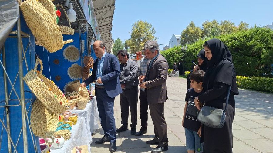 نمایشگاه توانمندیهای جامعه هدف بهزیستی نمایشگاه توانمندیهای جامعه هدف بهزیستی