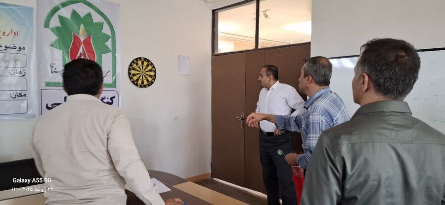 برگزاری مسابقه دارت میان کارکنان بهزیستی دیواندره