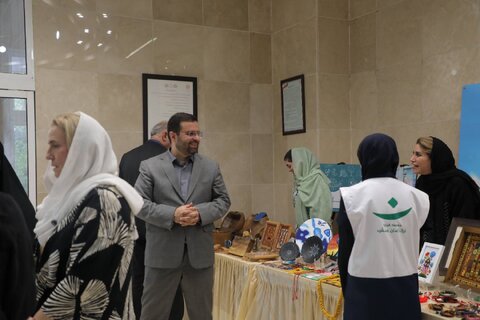 برگزاری نمایشگاه توانمندسازی جامعه هدف در شیرخوارگاه شبیر به مناسبت هفته بهزیستی