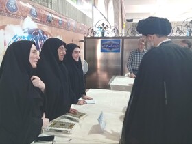 کاشان| پاسخگویی بی‌واسطه به مطالبات مردمی در مصلی نماز جمعه