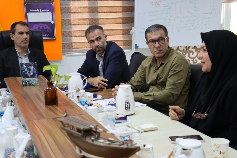 جلسه تخصصی حمایت حقوقی-اجتماعی از آسیب‌دیدگان اجتماعی با حضور مسئولان قضایی و بهزیستی در بهزیستی استان بوشهر