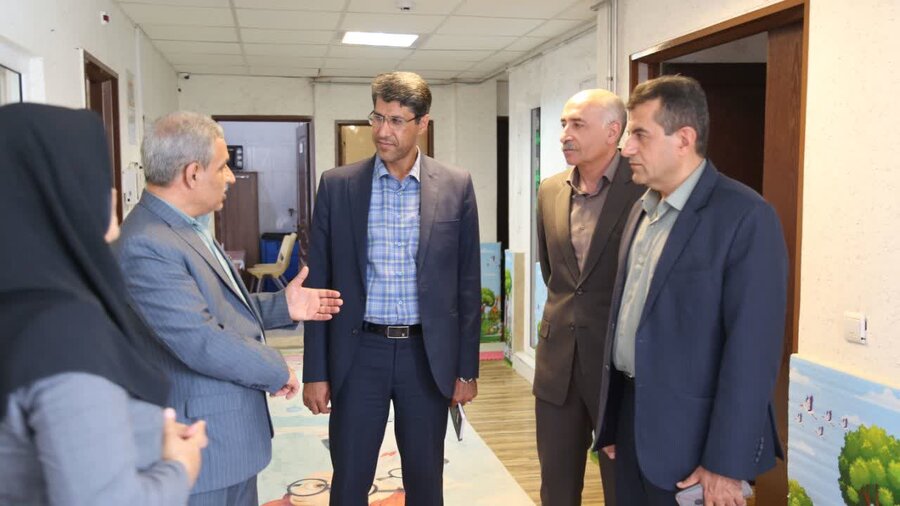 بازدید مشاور وزیر تعاون، کار و رفاه اجتماعی از شیرخوارگاه مریم سنندج