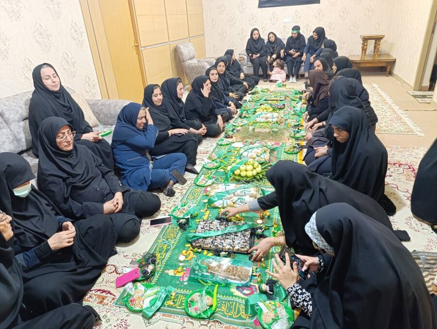 سوگواری محبان اهل‌البیت(ع) در سالروز شهادت سه ساله حضرت اباعبدالله الحسین (ع) 