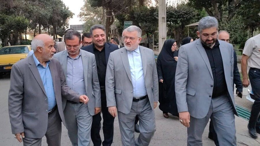 استاندار تهران از مرکز نگهداری سالمندان و معلولین ذهنی شهرستان قدس بازدید کرد/ تأکید بر ارتقای کیفیت خدمات مراکز حمایتی استاندار تهران از مرکز نگهداری سالمندان و معلولین ذهنی شهرستان قدس بازدید کرد/ تأکید بر ارتقای کیفیت خدمات مراکز حمایتی