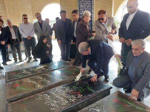 آ-شرقی- سفر ریس سازمان1