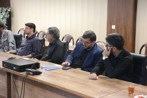 نشست هم‌اندیشی با اعضای شورای مشارکت های مردمی و تقدیر از خیرین سلامت