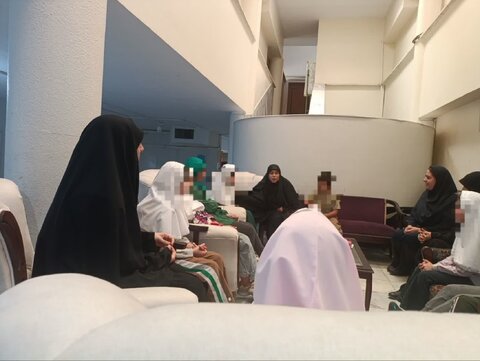 برگزاری آئین معنوی اقامه عزای سه‌ساله‌های حسینی در مرکز حضرت فاطمه (س)