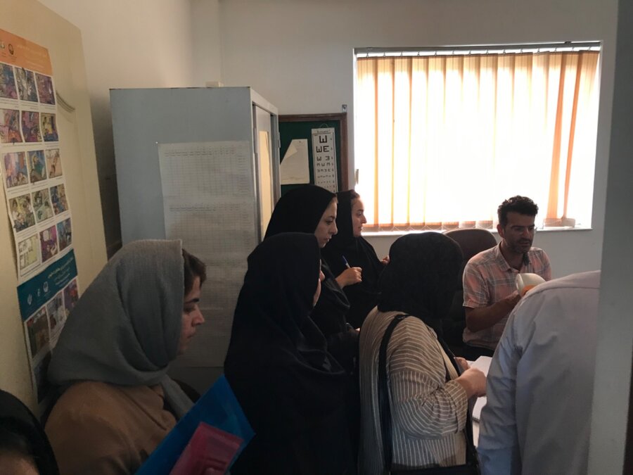 بازدید از نحوه اجرای برنامه غربالگری شنوایی و بینایی
