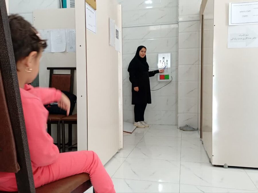 گزارش تصویری| اجرای بینایی سنجی در بهزیستی شهرستان عجبشیر