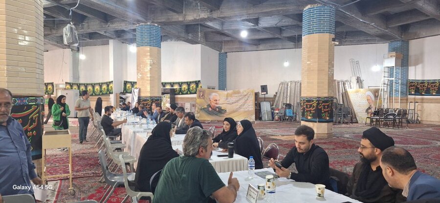 شهر قدس | میز ارتباط مردمی همزمان با سیزدهمین سفر شهرستانی استاندار تهران  برگزار شد