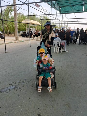 گزارش تصویری| جلوه هایی دیدنی از حضور کودکان در مرز مهران