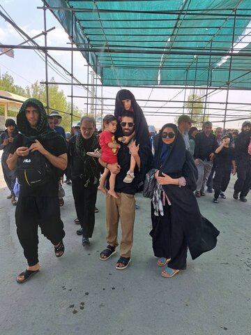 گزارش تصویری| جلوه هایی دیدنی از حضور کودکان در مرز مهران