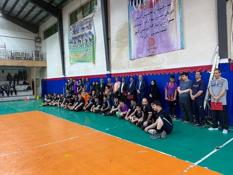 بازدید مدیرکل بهزیستی گیلان از تمرین فوتسال کودکان دارای اختلال طیف اتیسم