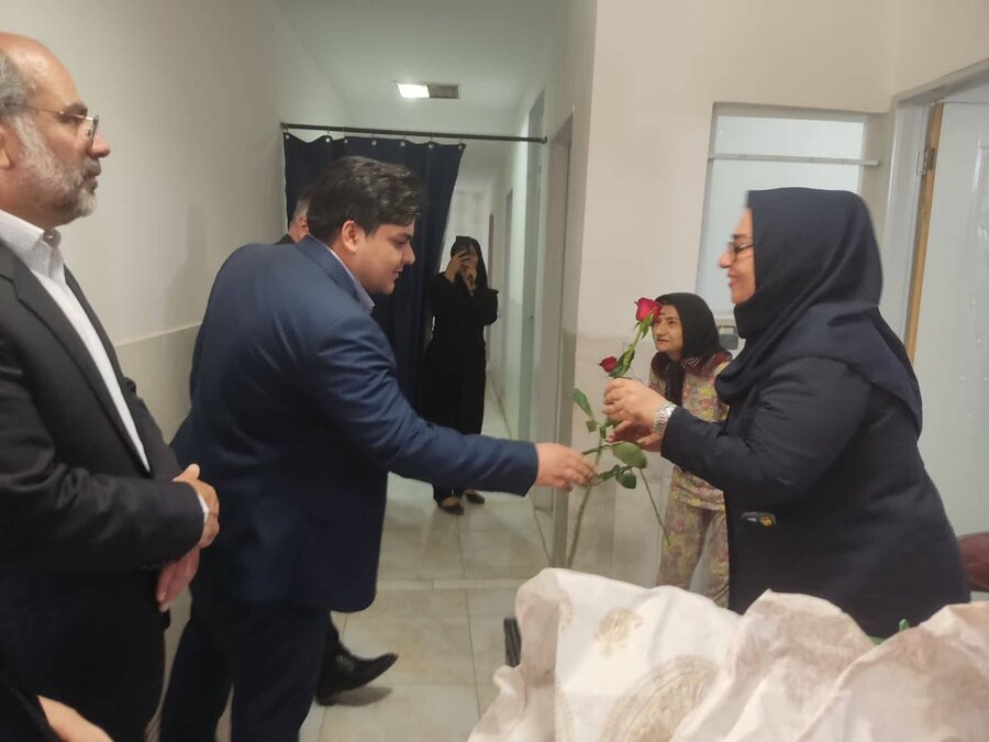 شهر قدس | بازدید سر زده رئیس دادگستری و دادستان شهرستان از مرکز نگهداری سالمندان نیکنامان