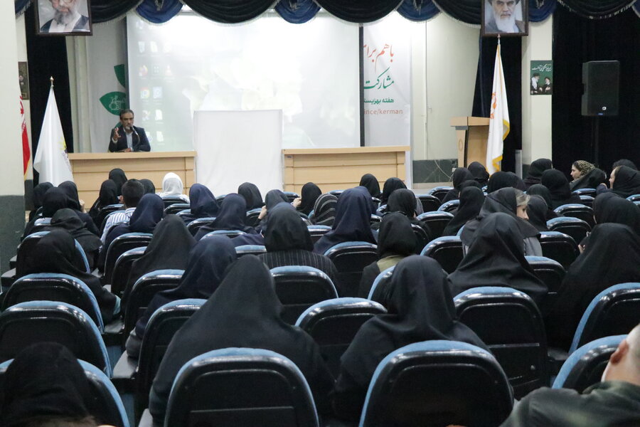 هنر درمانی کرمان