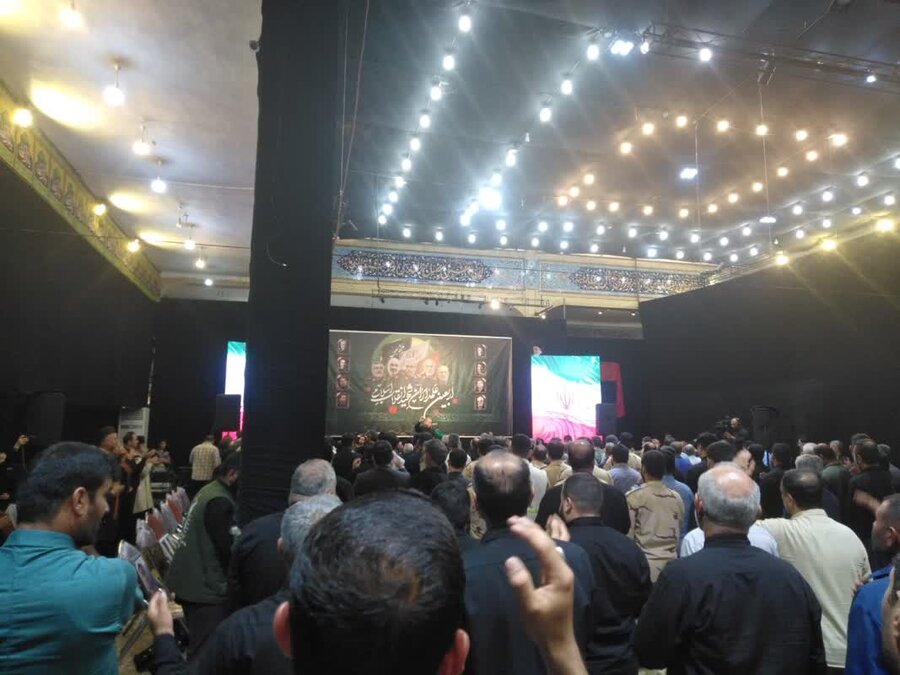 حضور مدیران و کارکنان  بهزیستی خوزستان در مراسم اربعین شهدای جنگ تحمیلی ۱۲ روزه
