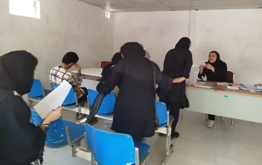 میز ارتباطات مردمی