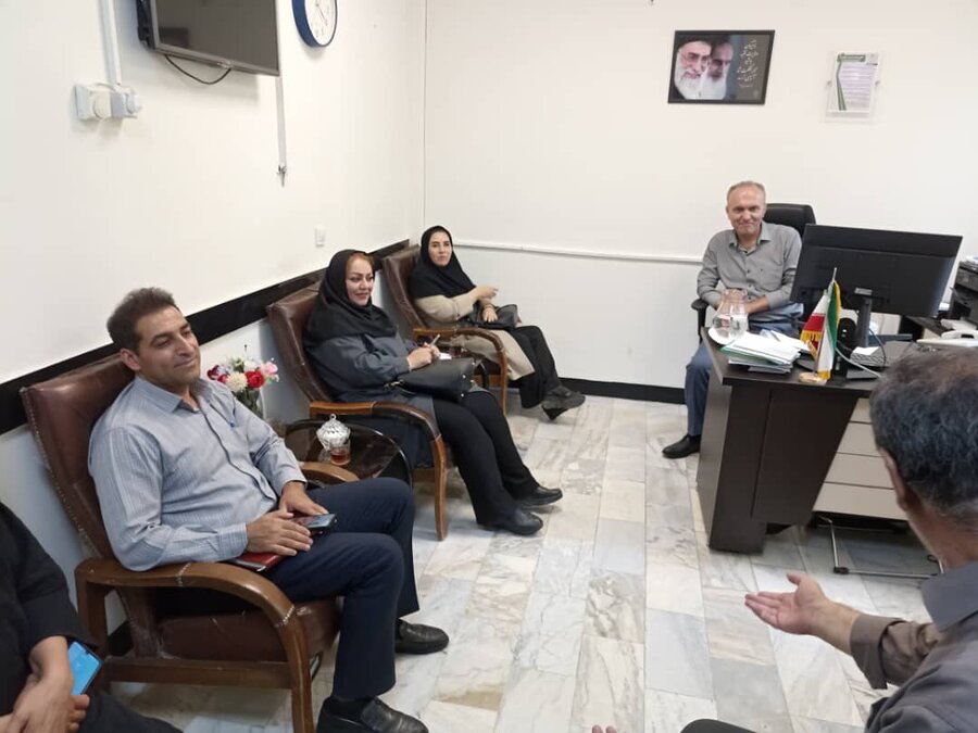 جلسه هم اندیشی بهزیستی و بیمارستان بعثت جهت سنجش شنوایی نوزادان در سنندج