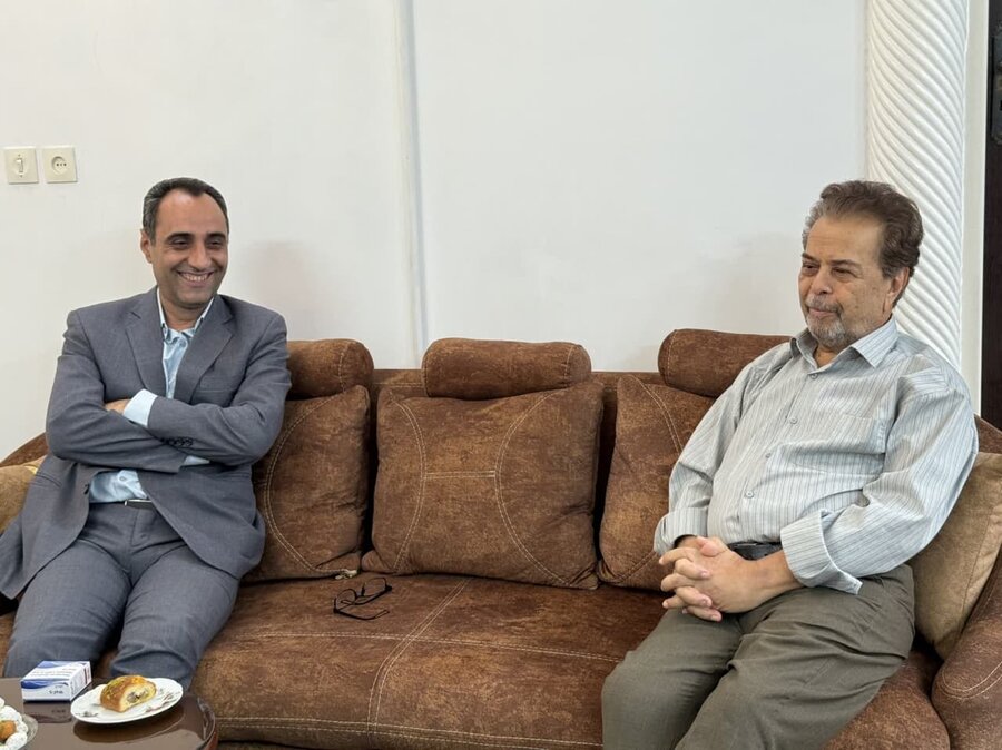 دیدار مدیرکل باهمکار بازنشسته