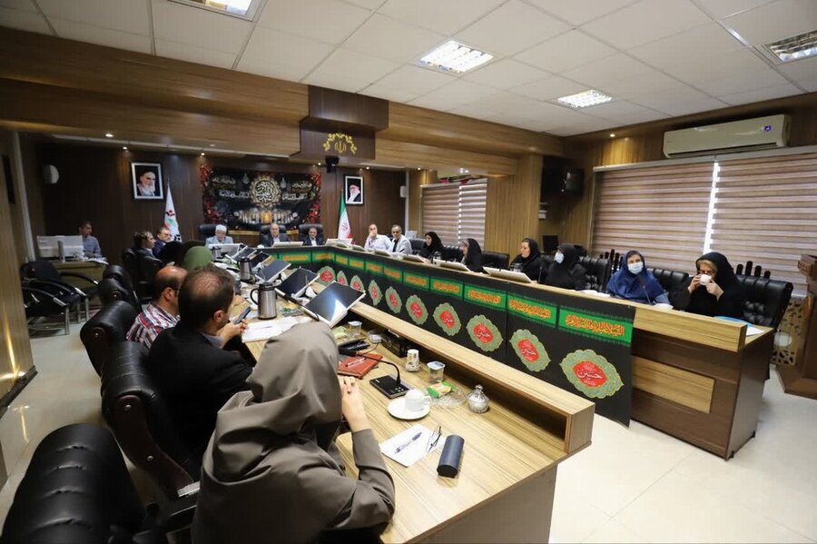 فعالیت ها و اقدامات انجام شده در مسیر رسیدن به رشت؛ شهر دوستدار سالمند بررسی شد