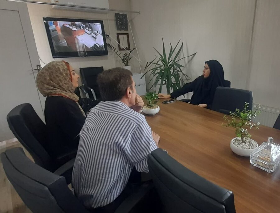چهارباغ | ملاقات رئیس اداره بهزیستی شهرستان چهارباغ با جامعه هدف محترم