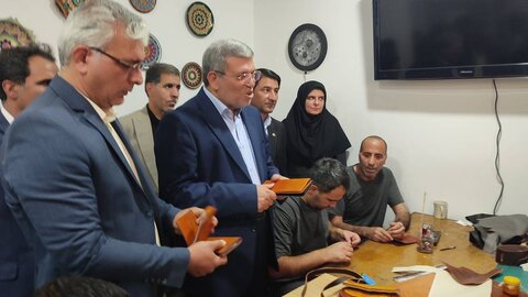 گزارش تصویری از افتتاح مرکز اعصاب و روان مردان و خانه امن در لرستان با حضور رئیس سازمان بهزیستی کشور