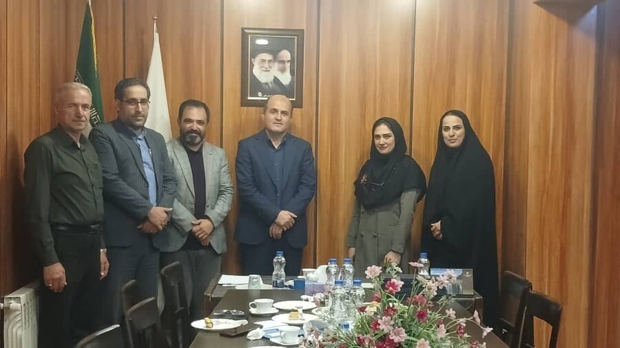 حضور مدیرکل بهزیستی استان در خانه مطبوعات گیلان
