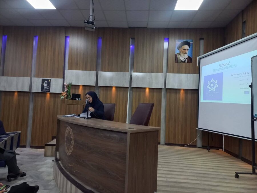 شهریار | برگزاری جلسه آموزشی در خصوص ثبت اطلاعات مددجویان در سامانه اشتغال کشور