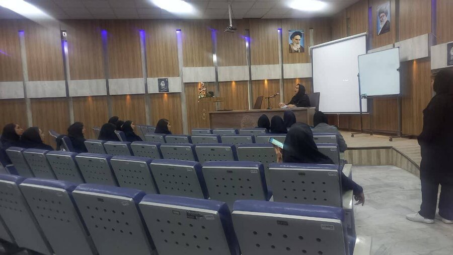 شهریار | برگزاری جلسه آموزشی در خصوص اجرای طرح غربالگری توانخواهان با انواع معلولیت واقع در سالن اجتماعات 