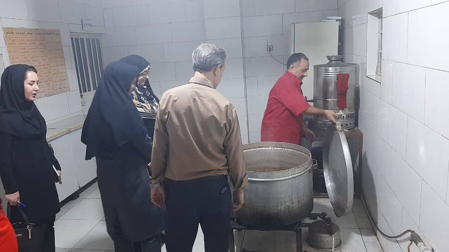 شهریار | بازدید شامگاهی مسئولین بهزیستی از مرکز اقامتی طلوع آفرینان فجر به‌منظور بررسی خدمات‌رسانی به مددجویان