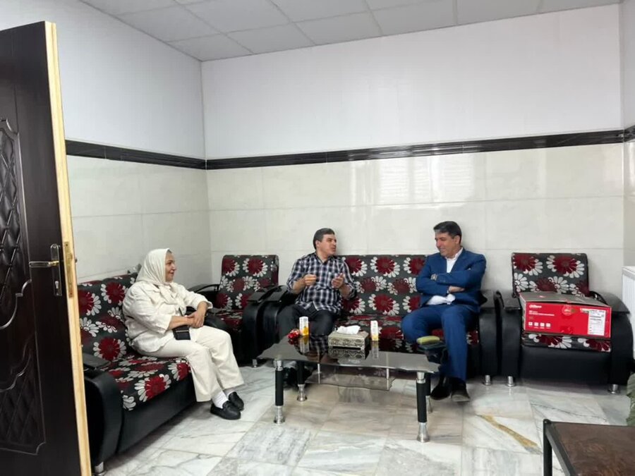 بازدید نماینده قروه و دهگلان از مرکز نگهداری معلولان باران