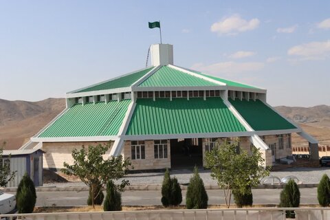 گزارش تصویری ا بازدید استاندار مرکزی، معاونین استانداری، مدیرکل راه و شهرسازی، فرماندار شهرستان اراک، شهردار کلانشهر اراک و جمعی از مسئولان استانی از مرکز خیریه توانبخشی آفتاب واقع