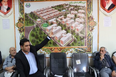 گزارش تصویری ا بازدید استاندار مرکزی، معاونین استانداری، مدیرکل راه و شهرسازی، فرماندار شهرستان اراک، شهردار کلانشهر اراک و جمعی از مسئولان استانی از مرکز خیریه توانبخشی آفتاب واقع