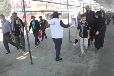 گزارش تصویری| هشتمین روز خادمی مجموعه بهزیستی ایلام از زائران حسینی