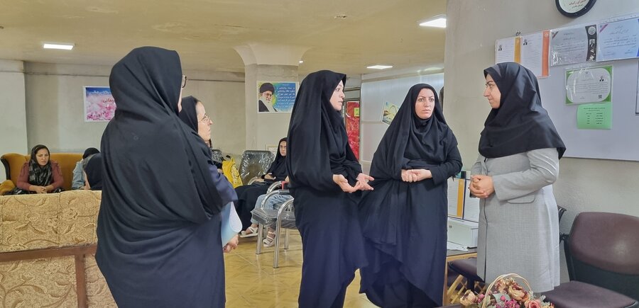 با هدف ارتقای خدمات؛ رئیس بهزیستی چالدران از مرکز مثبت زندگی بازدید کرد